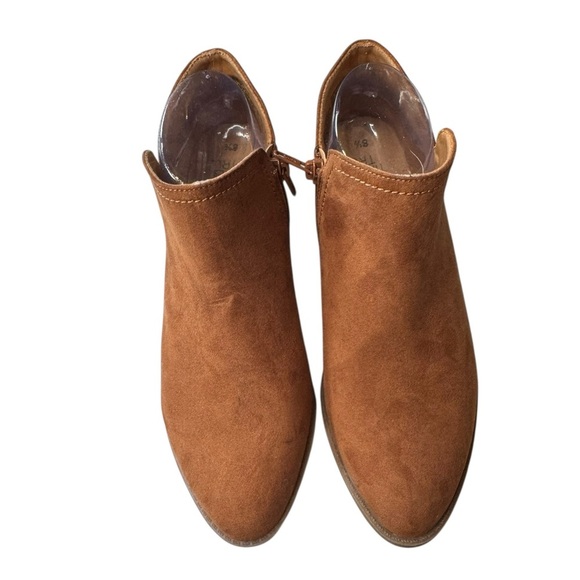 Time and Tru Suede Ankle Booties Tan 8.5 | Fall Western Block Heel Boot - Picture 2 of 9